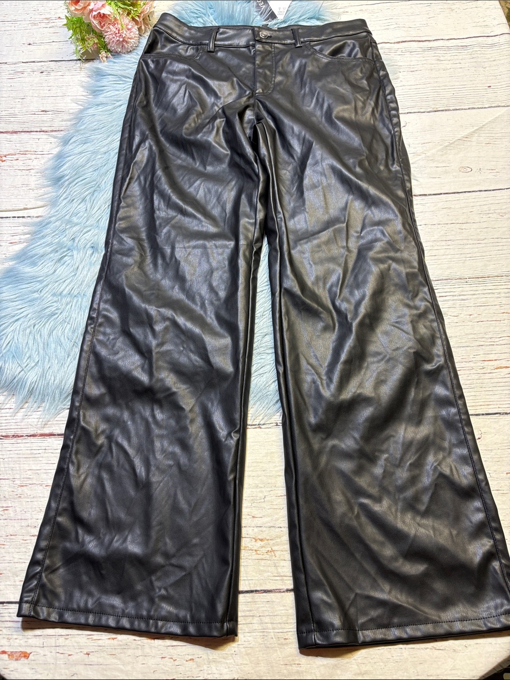 NWT H&M Black Faux Leather Wide-Leg Pants sz 8